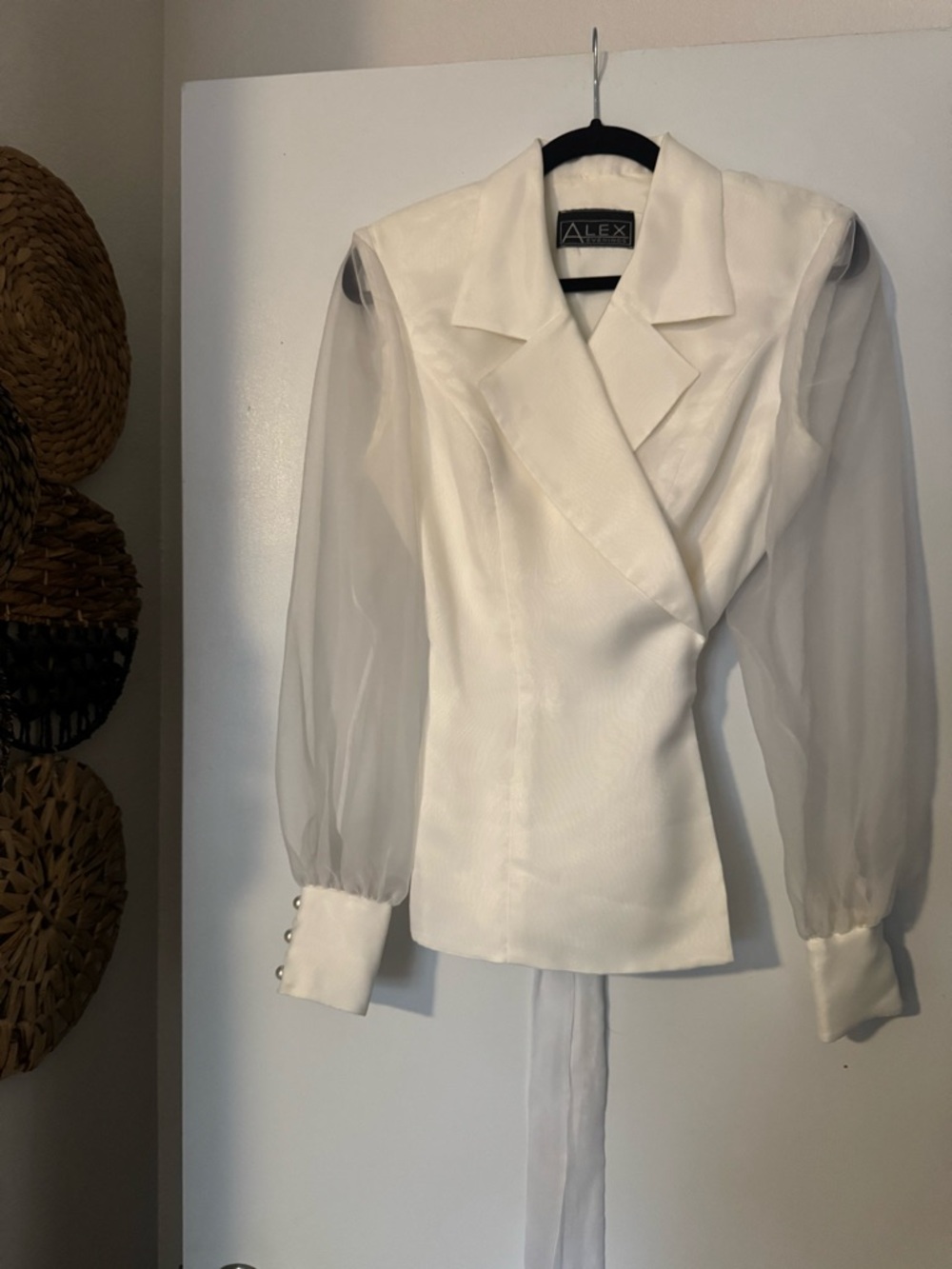 Alex Evenings White & Sheer Blazer